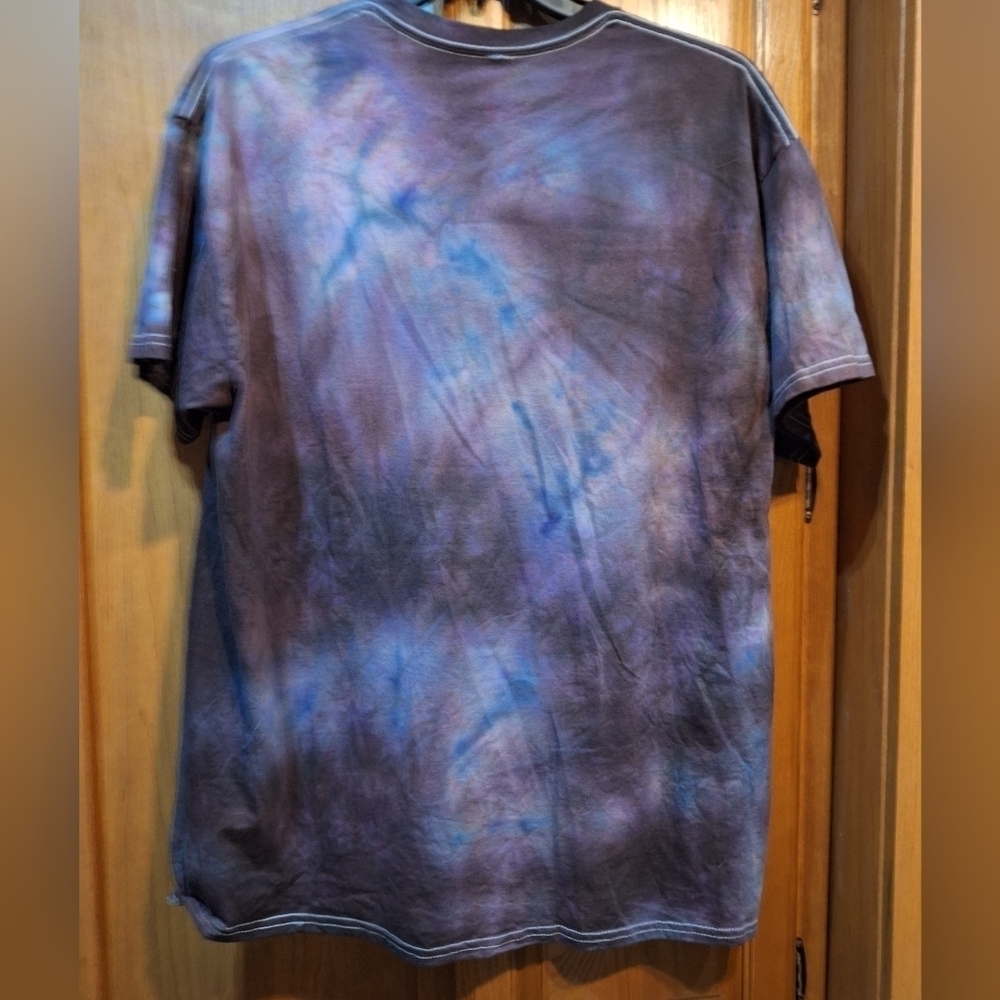 This is a Hedgehog Hustle brand glow in the dark skeleton hands womens XL T-shir - Picture 5 of 5